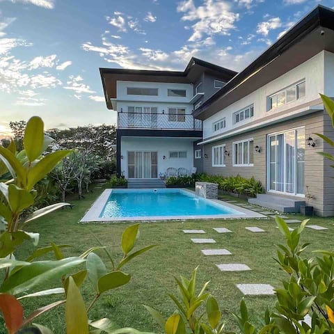 Villa Alaia