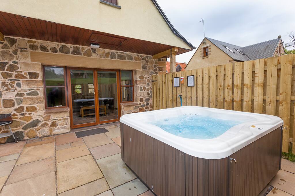 Hot tub