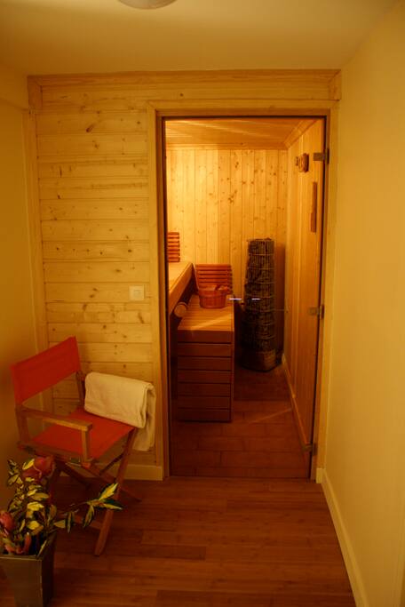 Sauna privé de 21h à 00h (supplément 55€)