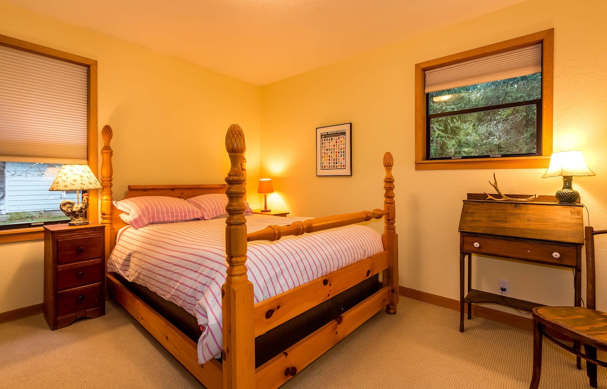 Кревет со Q спална соба на првиот кат