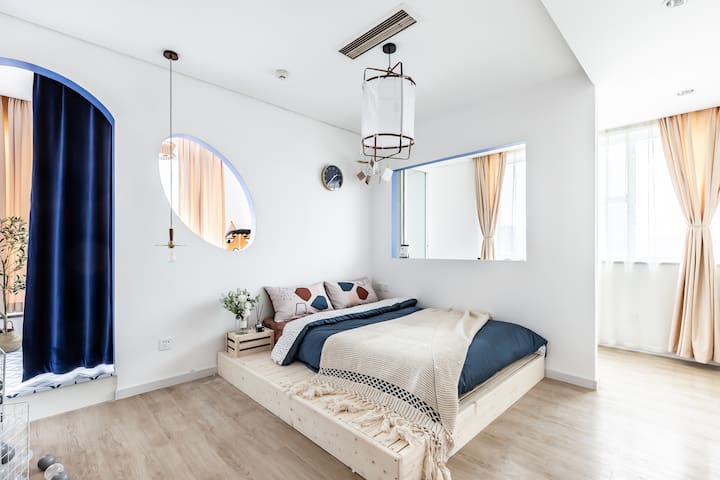 城宿「楚门的世界」五月的风|灯光秀|地铁2、3号线|万象城|未来广场|楼下奥帆中心