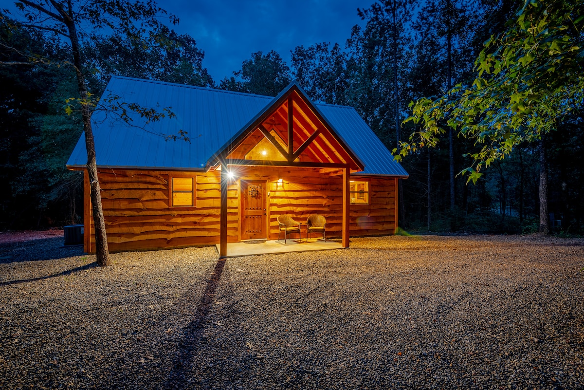 Sweet Home Alabama | Fire Pit • Pets • Secluded - Cabins for Rent