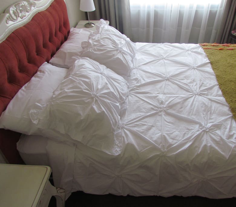 Lovely Bed