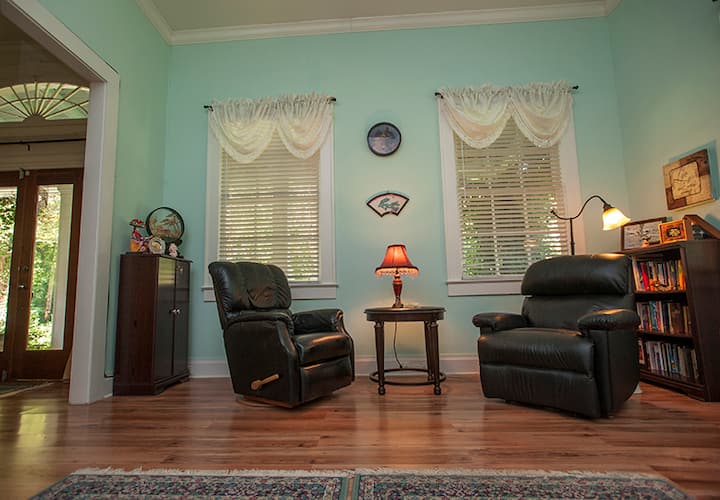 Southern-style Home, Just A Short Walk To Downtown - Natchez, MS