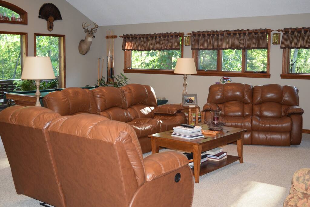 Family Room_1