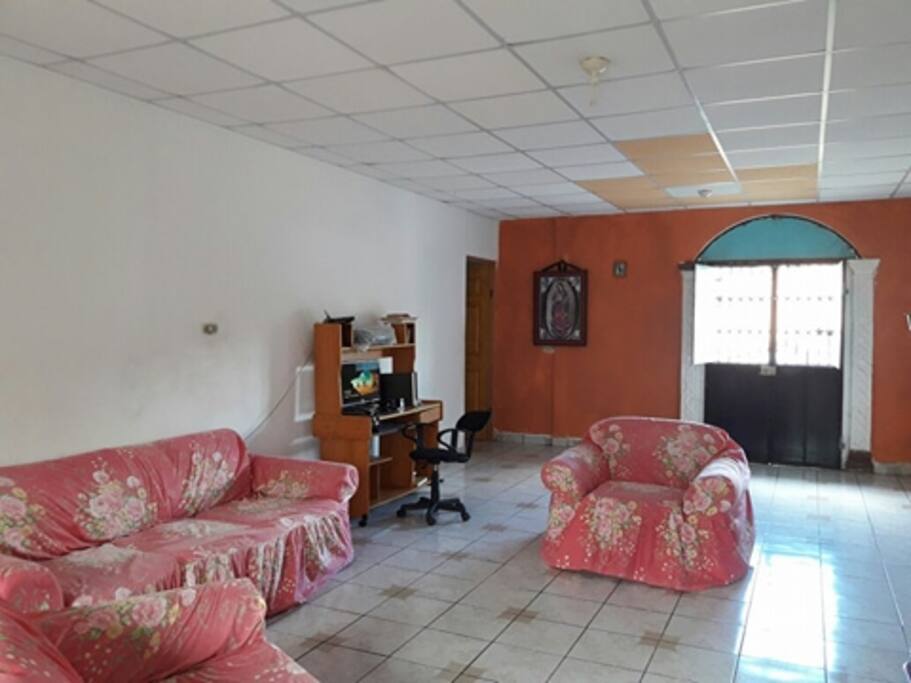 sala comun, segundo piso