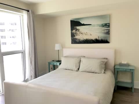 Downtown 2Br 2 Bath, CN Tower Views