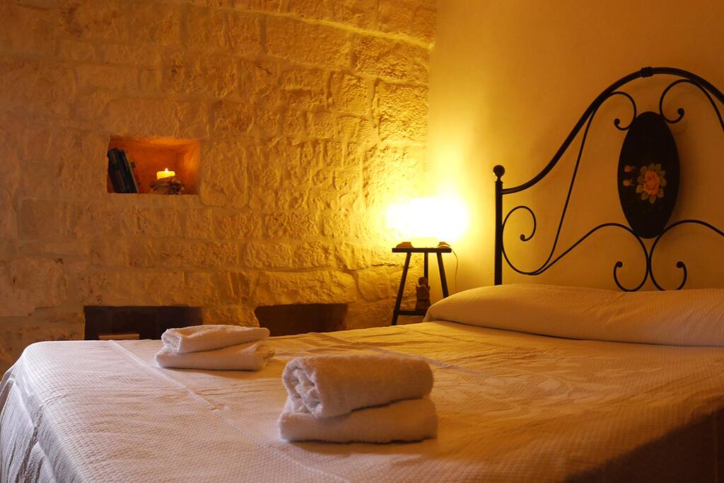 Main double bedroom