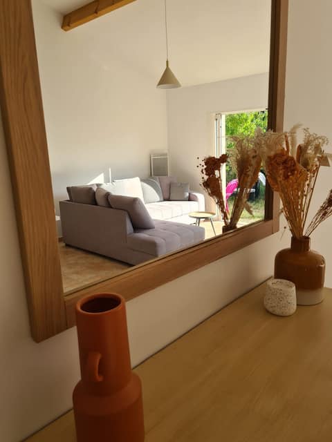 House 10 minutes from the sea