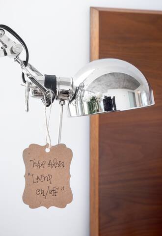 Fabulous 2-Storey Loft in King West with Parking gallery image 5