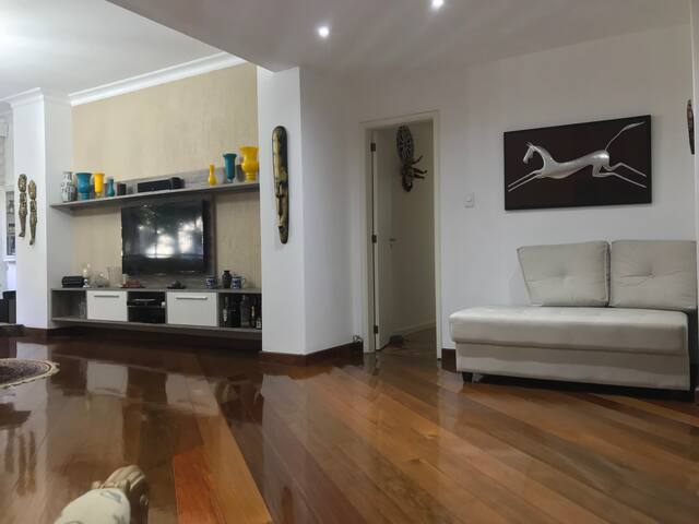 Apartament luxo 3 min da praia e Copacabana Palace gallery image 3