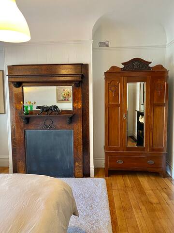 Sunny, Spacious 3 Bedroom Edwardian in the Mission gallery image 5
