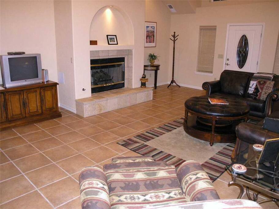 Comfortable Elegance - Sink into the comfortable, beautiful couches and chairs. It’s a great place to watch your favorite TV show