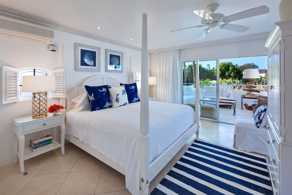 Master bedroom with direct access onto the large terrace.
