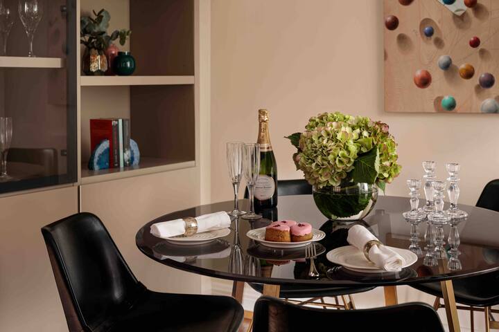 StJohns Wood 2BR | Prime Location | High Spec gallery image 3