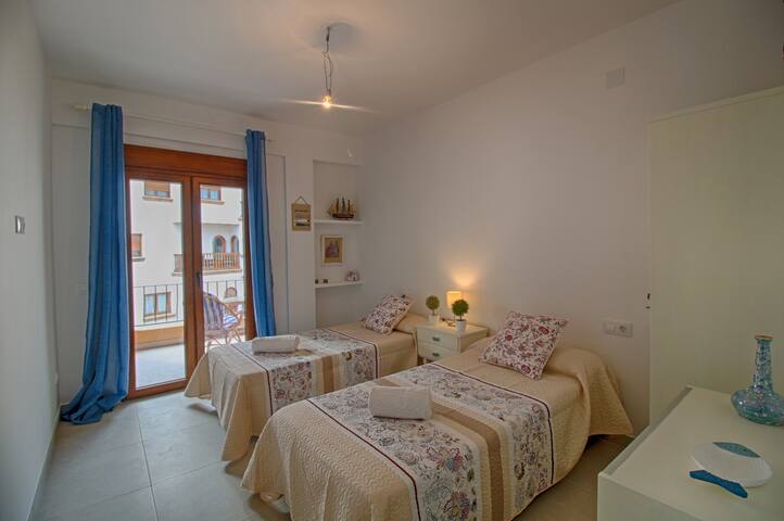 Get 2 suites dans plage clearwater For Free