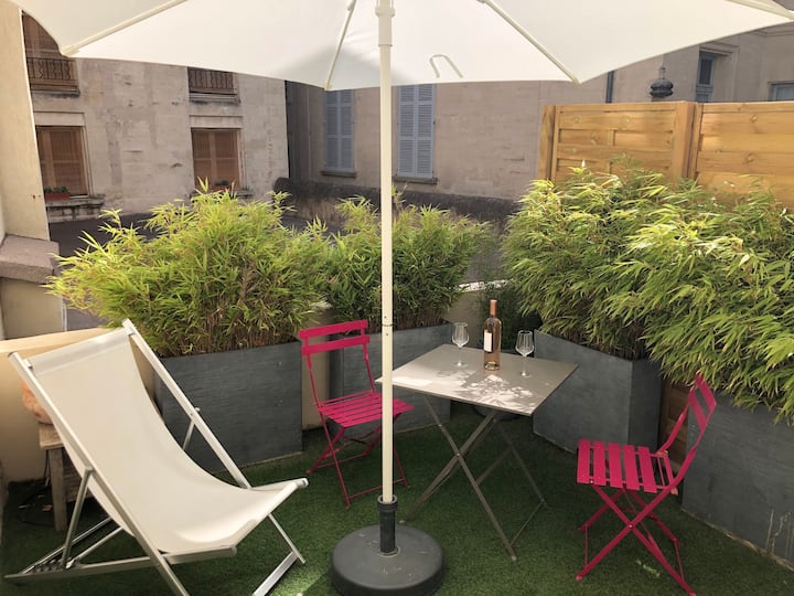 Studio Avec Terrasse Et Clim Centre Historique - Avignone