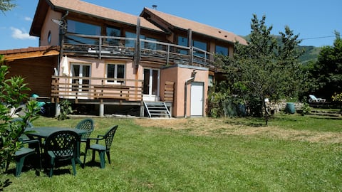 Peaceful mountain retreat