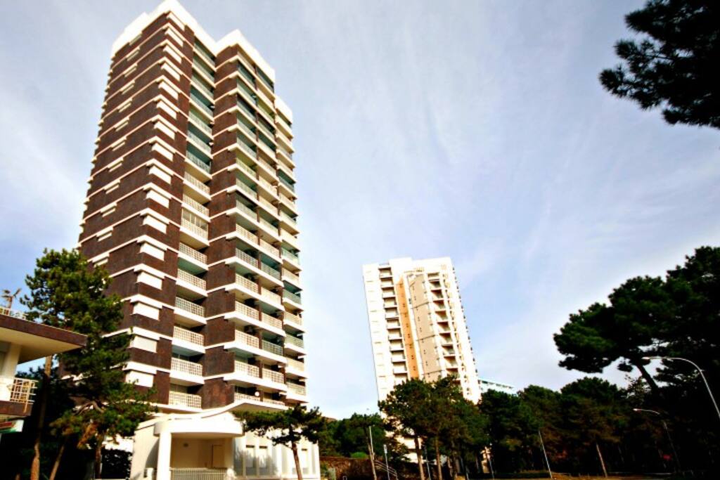 Esterno | Exterior