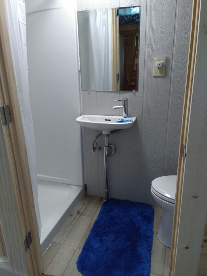 Treehouse Too Treehouses for Rent in Steelville, Missouri, United