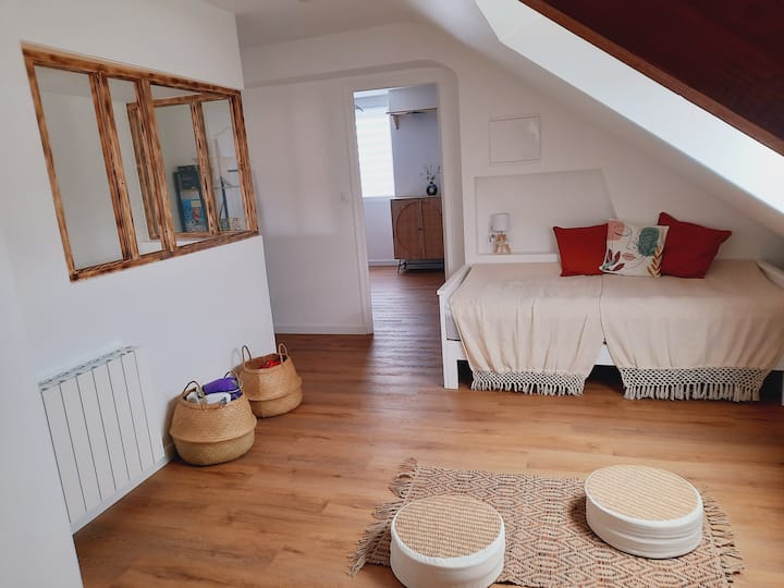 Mezzazine - Dhoma e gjumit 6 (dhoma e gjumit e hapur pa derë) me krevat tek 