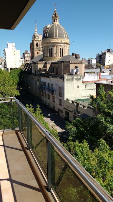 Vista a la Basílica San José