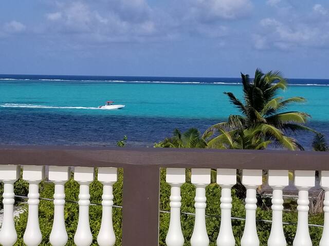 Book Now! 1st Floor – 2 Bedroom w/Private Pool! gallery image 4