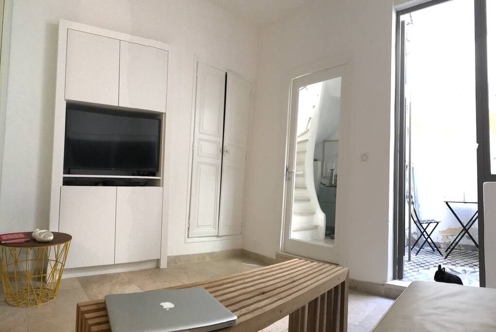 Salon avec TV et wifi