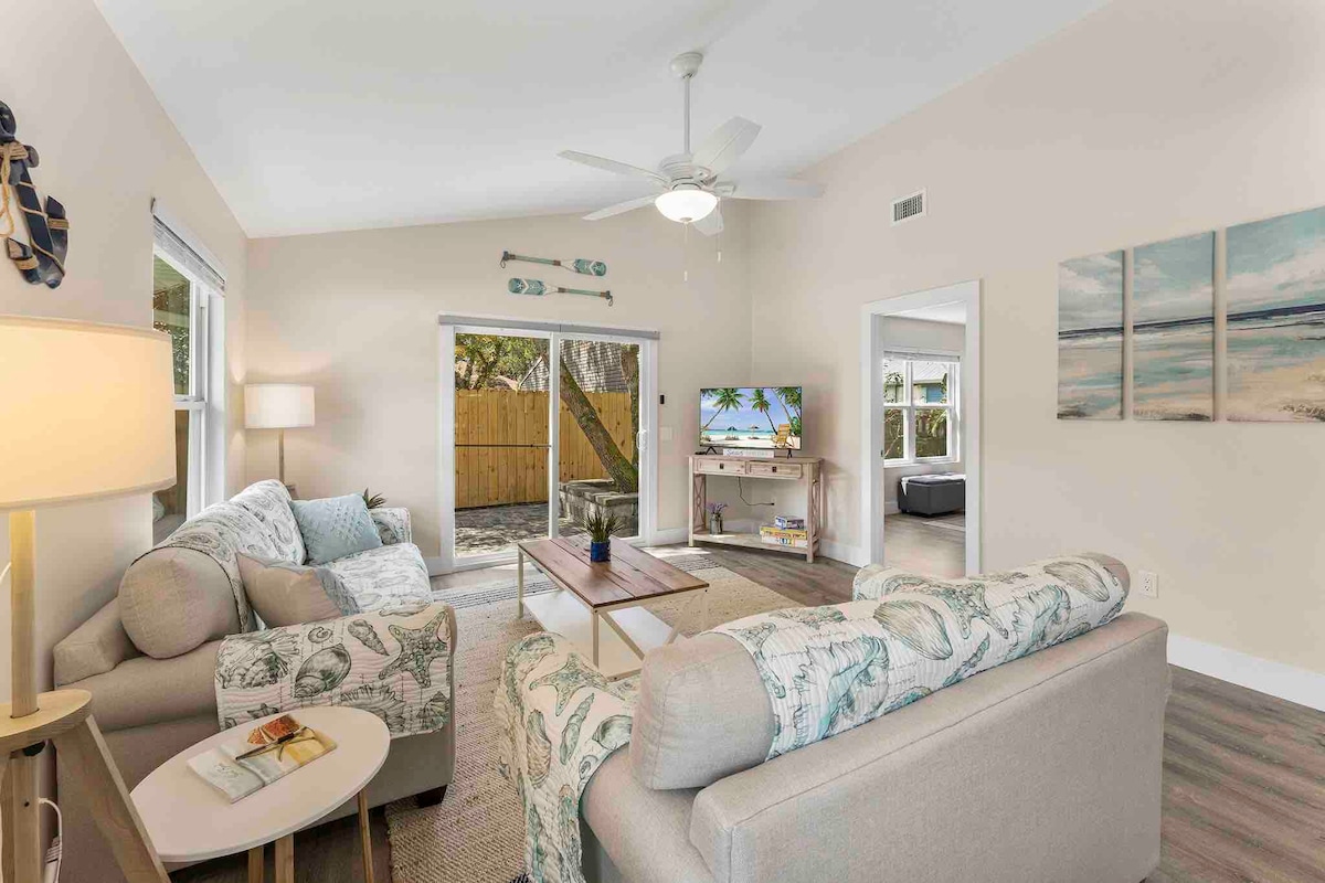 Successful Airbnb property: Once Upon A Tide * relaxing & updated home in St. Augustine Beach