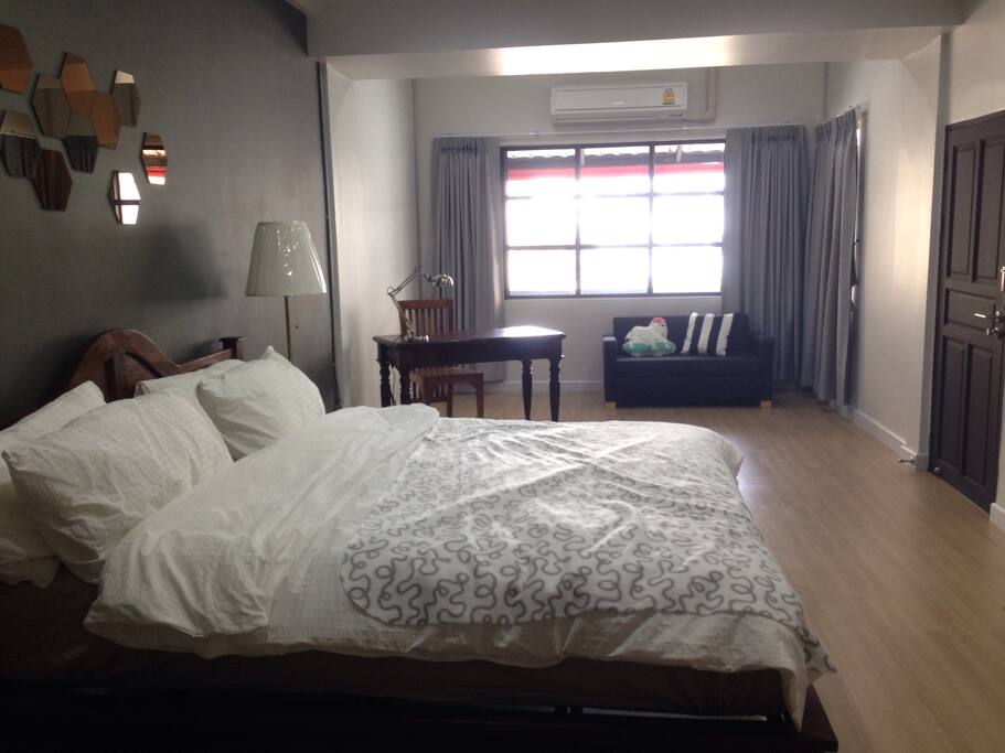 comfy residence