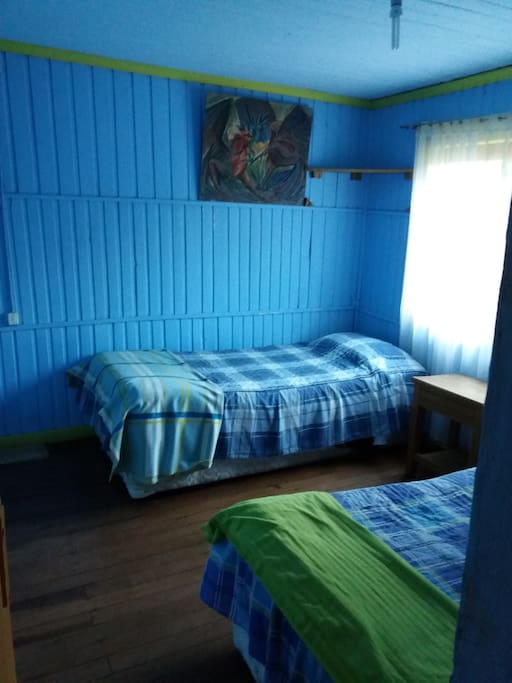 Imagen de habitación mixta compartida para 2 personas.