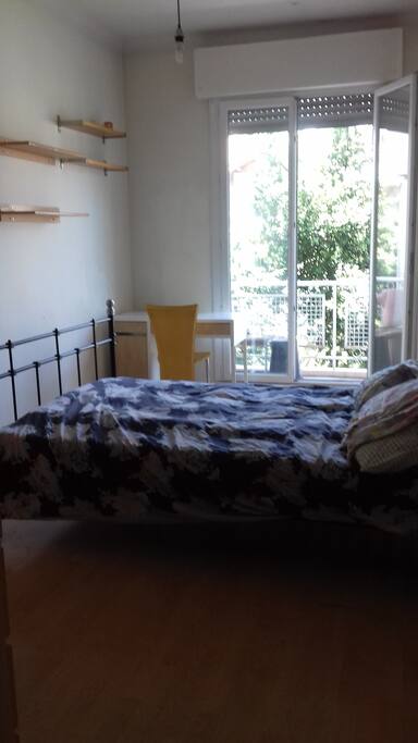 Chambre 2 coté Nord avec vrai lit 140*200 et balcon