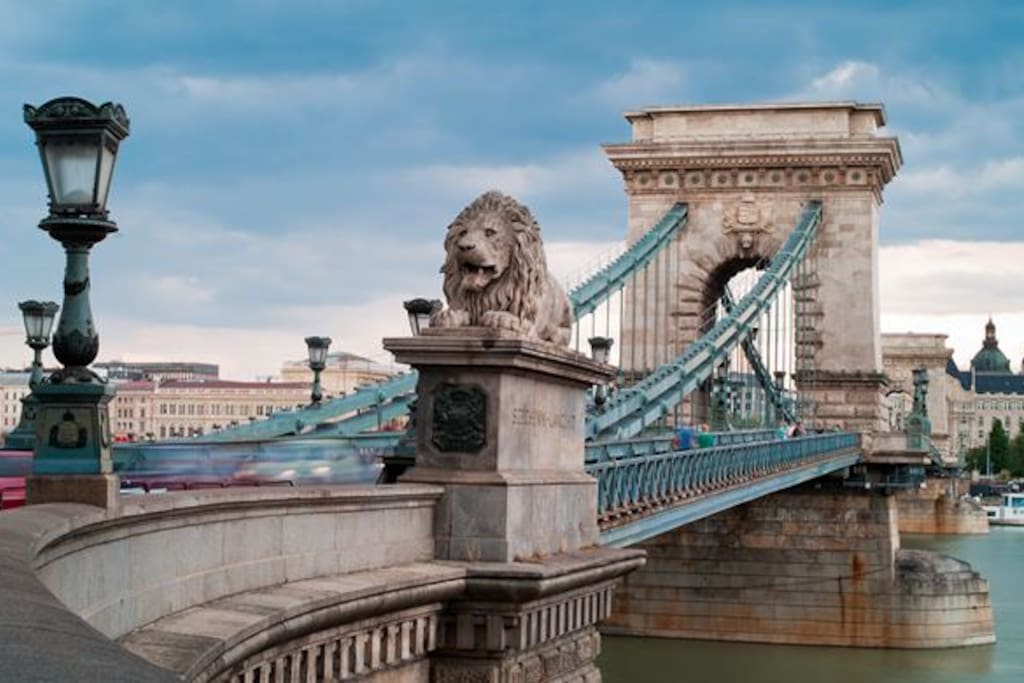 Chain Bridge