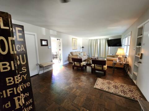 Zen Retreat, residential home - Entire Top Floor