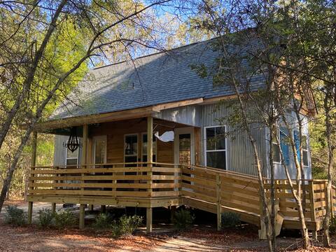 Privacy on 300 acres, security gate, 2 BR/2 BA
