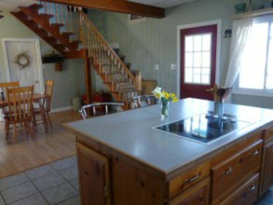 Large Eat In Kitchen