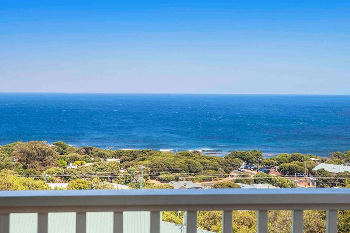 On Top of the Waves at Yallingup gallery image 2