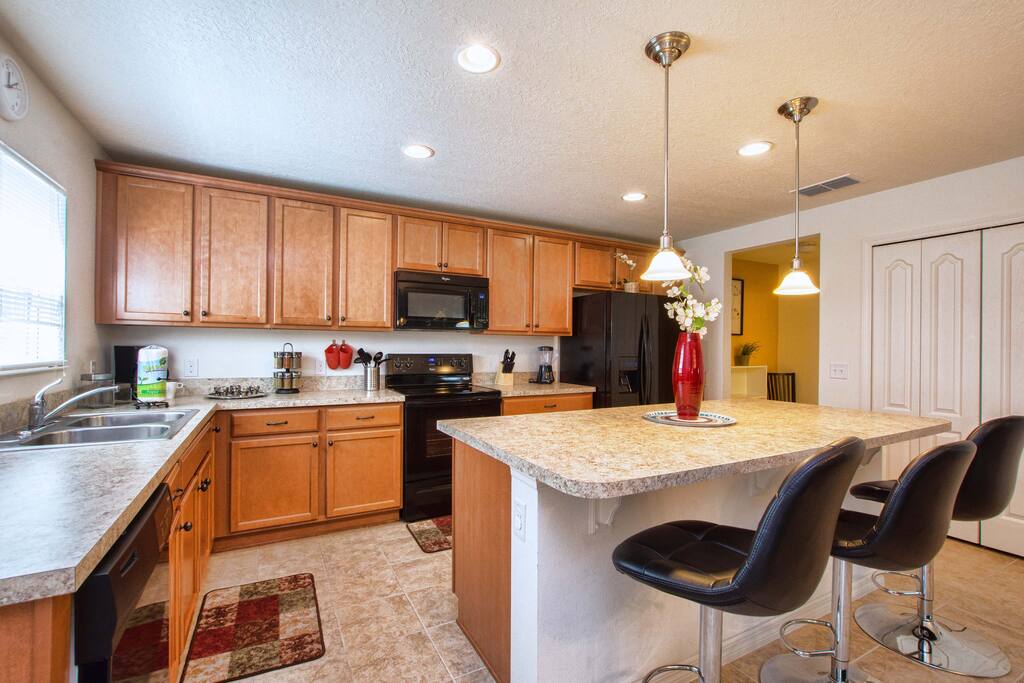 Chair,Furniture,Indoors,Kitchen,Room