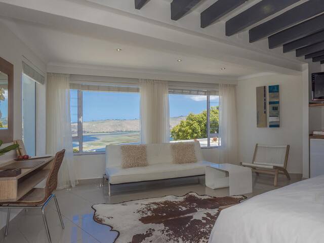 Knysna Paradise Collection managed Airbnb listing 1