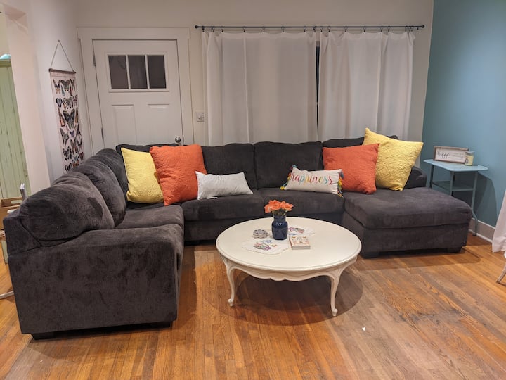 U shaped Sectional seating in the living room!