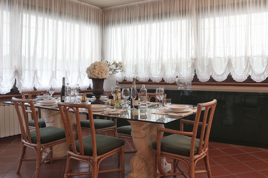 dining room