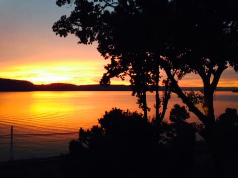 Popular Airbnb listing: Hudson River Peaceful Getaway, Explore from here in Westchester County