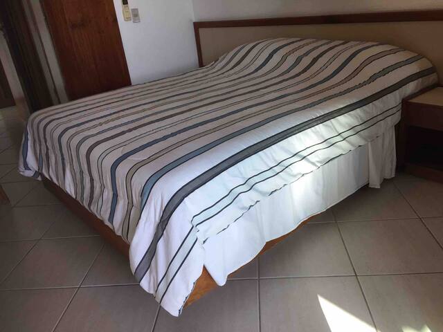 Ipanema duas suites serviços garagem quadra praia gallery image 2