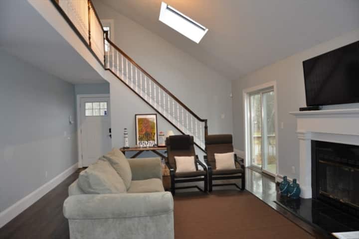 Private & Pristine With Pool And Kid’s Playard - Hamptons, NY