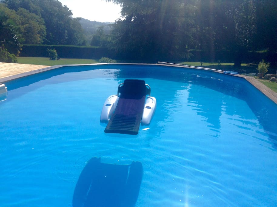 Infinity newly installed swimming pool large sun deck