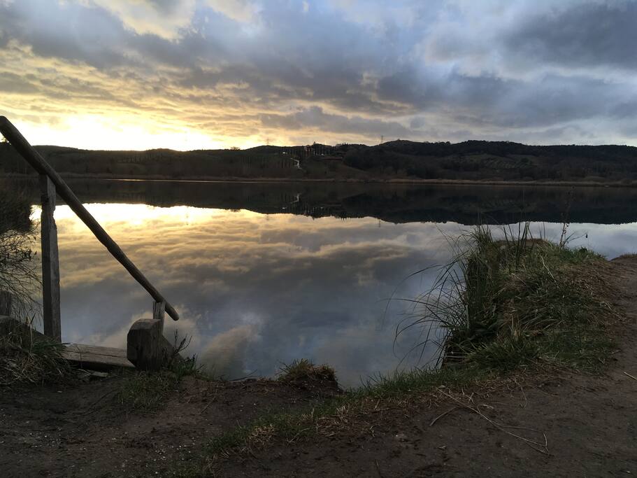 lago dell'Accesa a 5 min d'auto