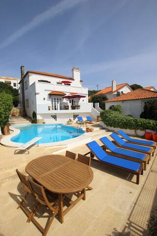 Large villa with private pool, close to beach gallery image 2