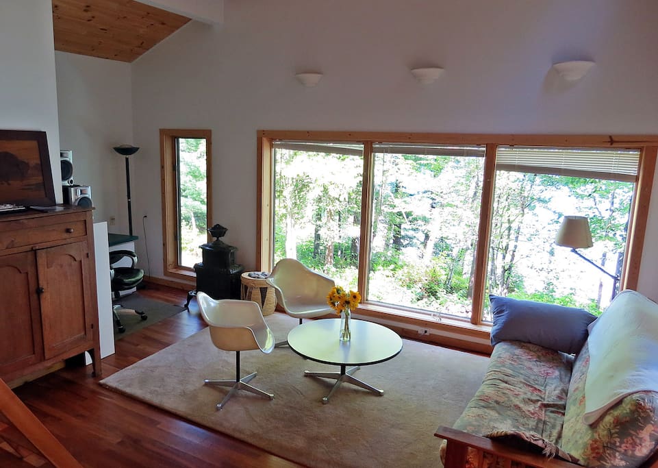 Living room with view of the lake.