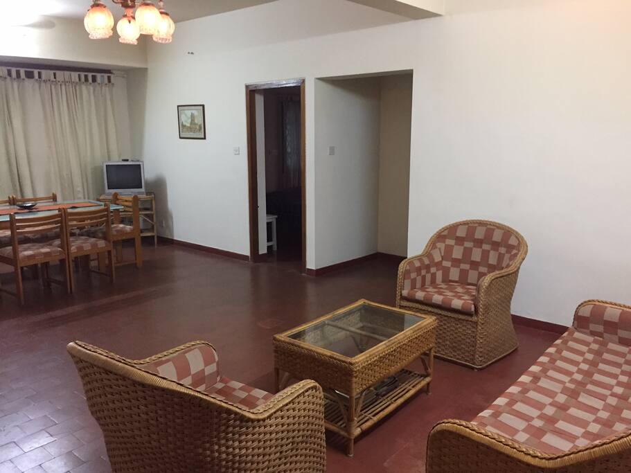 Spacious drawing dining area on the 1st floor