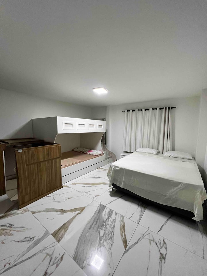 جناح، الطابق الثاني